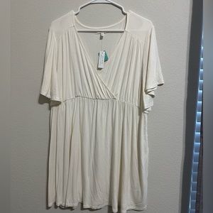 Maurice’s Maternity top